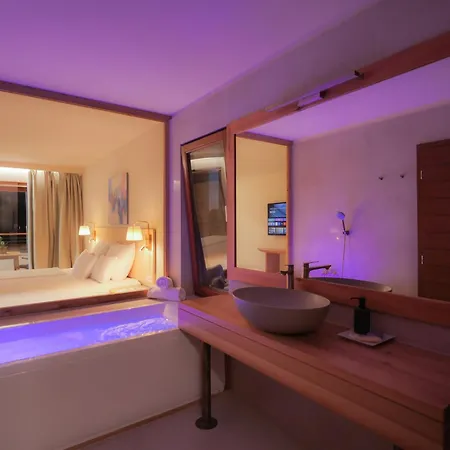 Lojena - Luxury Getaway With Jacuzzi 007 Daire *